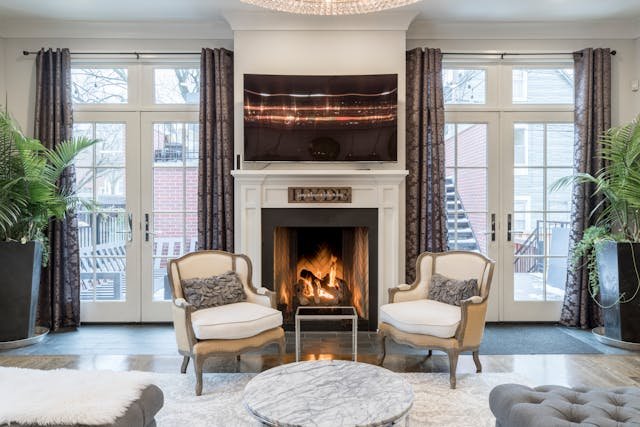 Fireplace Contractor vs. DIY & Upcycling: Which Option is Right for You?